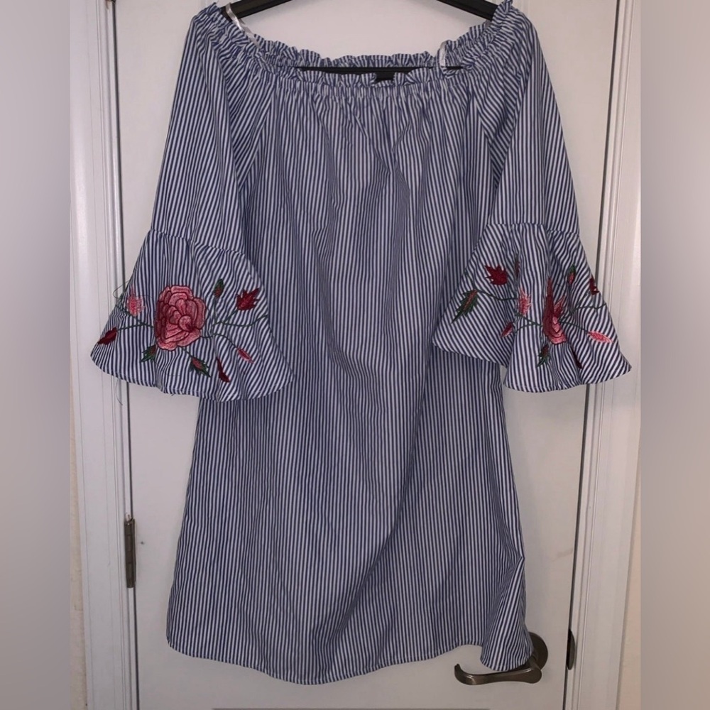 NWOT SPEED CONTROL NY BABY DOLL OFF THE SHOULDER DRESS